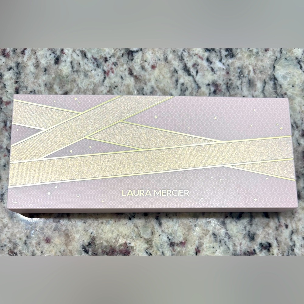 Laura Mercier cheek palette